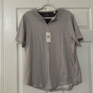 NWT XL Construct Short Patterned Short Sleeve